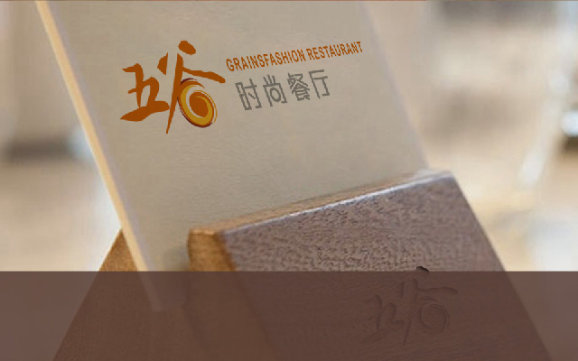 專業(yè)寵物服飾品牌